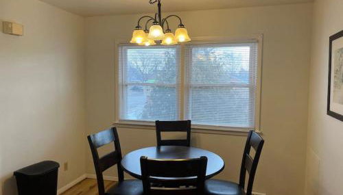 Prime Location Amazing Unit Close to Downtown - 2 queen beds - Foto 5