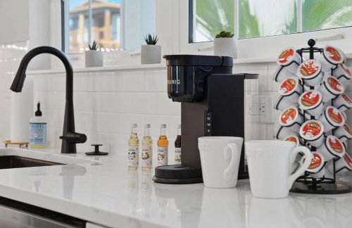 New Listing Discounts! Canal Home-Heated Pool, Game Room, Tesla Charger, & More - Foto 25