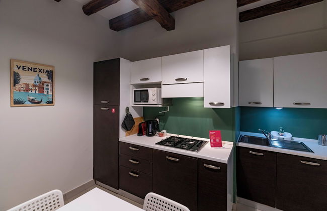 S. Lucia Canal View by Wonderful Italy - Photo 21