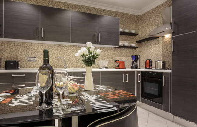 The Queen Luxury Apartments - Villa Cortina - Foto 80