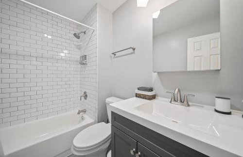 Modern & Chic 4BD,2BA - Pool, Hot Tub, BBQ Grill - Foto 23