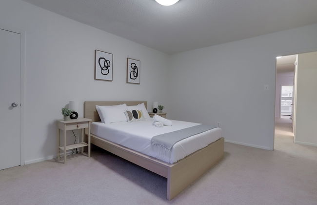 Modern Apt Near Airport in Cystal City - Photo 10