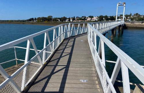 Apartamento Pedras Del Rei - Casa Azul - Foto 43