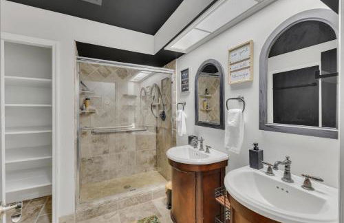 Ground Level and End Condo Unit - Quiet 2 Bedrooms and 1 Bath - Foto 18