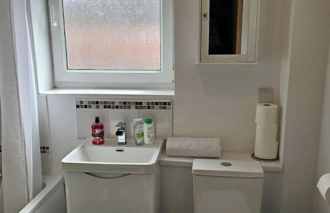 Sheffield Park View Apartment - Photo 6