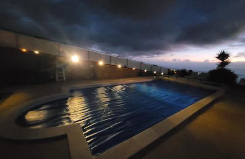 Sunset Paradise Villa with Heated Pool - Foto 26