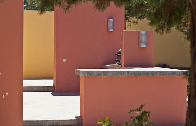 Beautiful Villa in Inviting Space - Foto 2