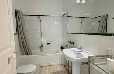 Casa Histórica con Piscina, Sauna y Jacuzzi - Foto 42