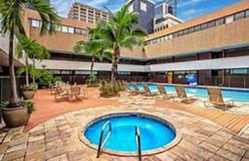 Downtown 2BR Huge Patio Free parking WiFi - Foto 19