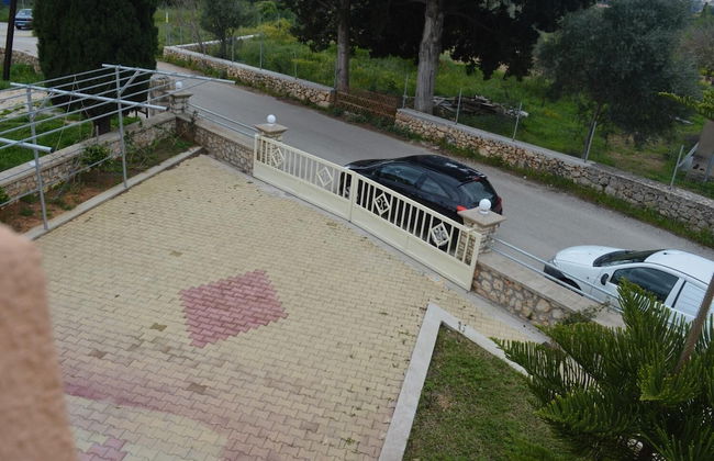 Mel's Apartments - Photo 14