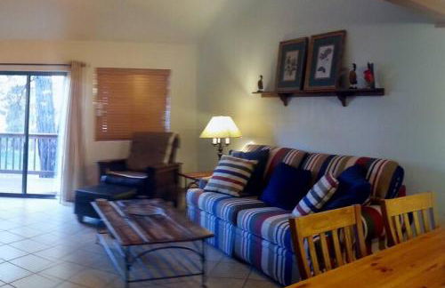 Cozy Flagstaff Home in Cool Pines - Country Club - Foto 12