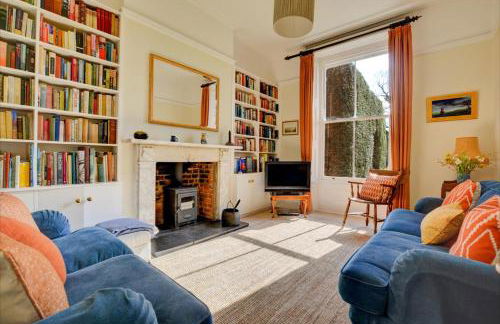 6 Bed in Lower Bodham oc-1830 - Photo 2