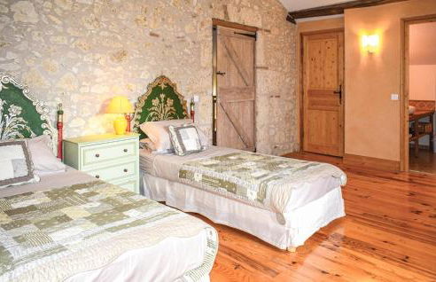 Stunning Home In Bon Encontre - Foto 17