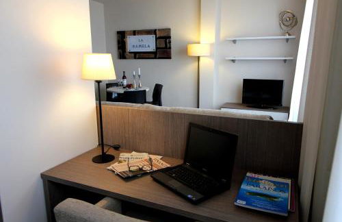 Pierre & Vacances Barcelona Sants - Foto 24