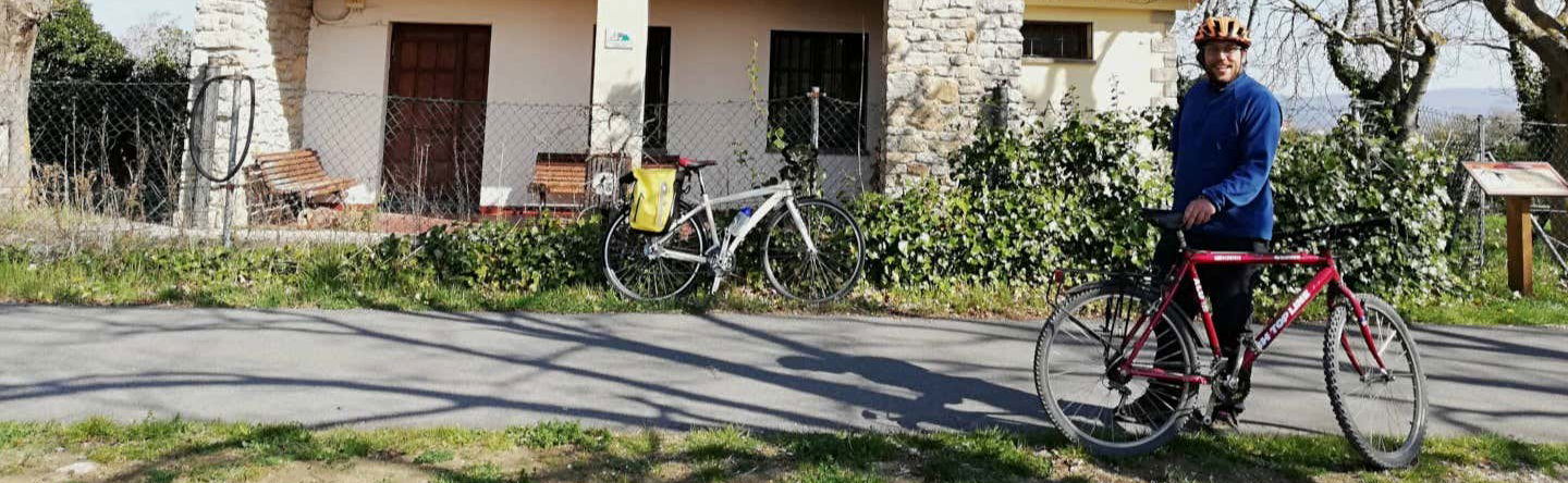 Tour de bicicleta pelo Vía Verde Vasco-Navarro