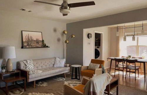 McKinley House Prime - Pool, Patio and Garage - Photo 1