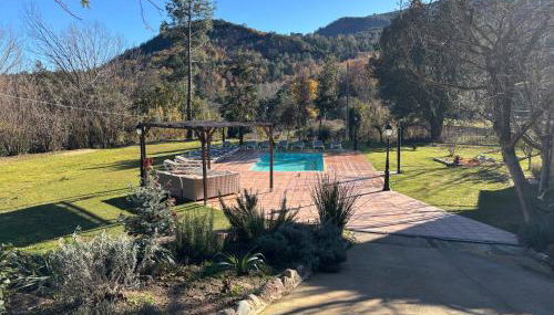 Masía Can Janet alojamiento rural con piscina privada en plena naturaleza - Foto 4
