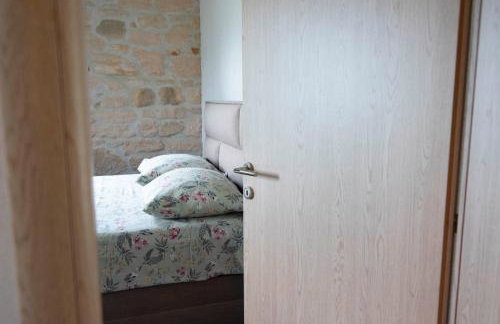 Stone house with 4 bedrooms and beautiful view - Foto 21