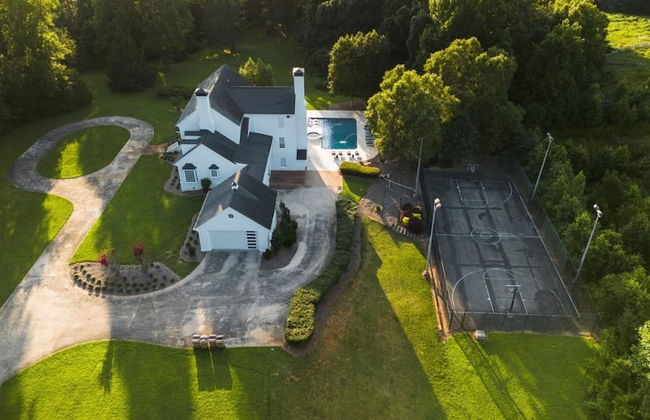 Private Resort - Lake Lanier Paradise - Foto 68