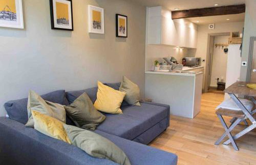 The Old Middle School Addingham - Photo 22