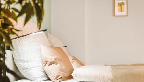 1BR 2Beds - kleiner privater Innenhof- Barrierefrei! -frisch saniert - Mozart EINS - Foto 3