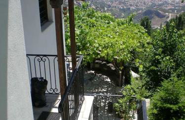 Άνετος χώρος με parking, αυλή και θαυμάσια θέα - Foto 14