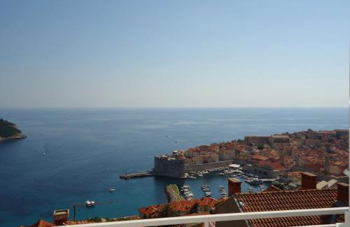 Peric Apartment West Dubrovnik - Photo 2