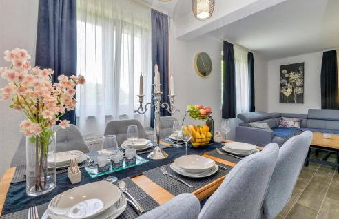 5 Bedroom Cozy Home In Desni Stefanki - Foto 24