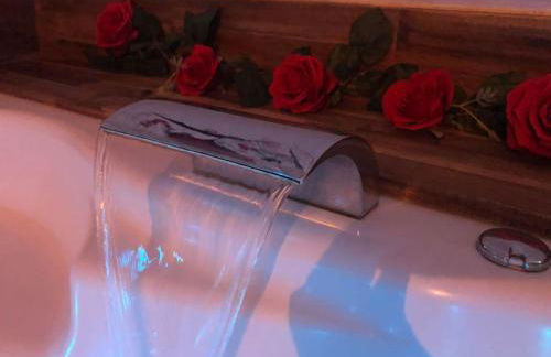 Séjour détente au cœur de MÂCON spa,ciné,bouteille offerte - Foto 6