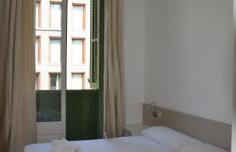 Claris Apartments - Photo 46