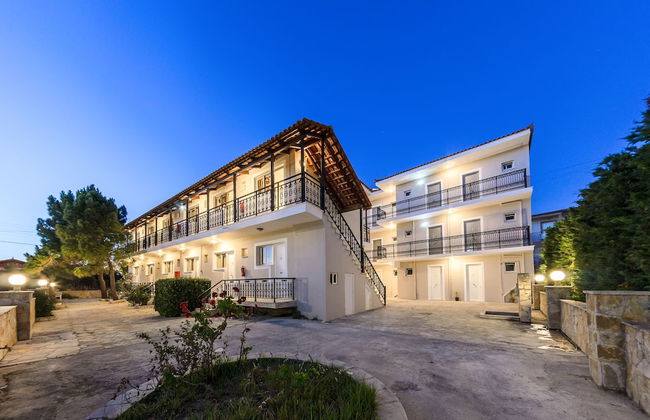 Karras Livin - Foto 23