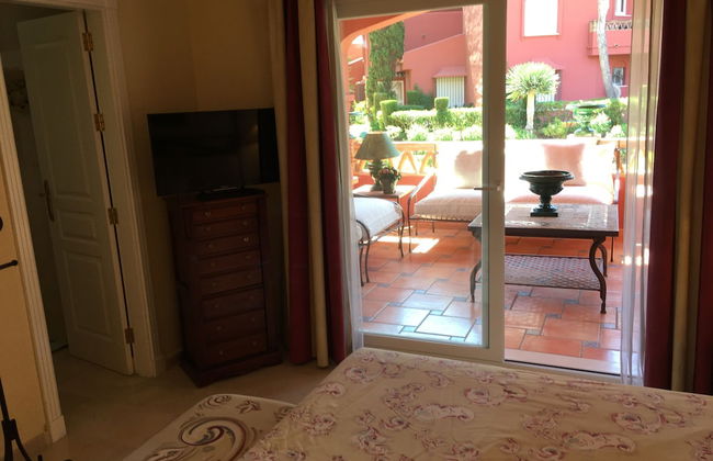 Luxury Apartament in 5 Star Urbanización - Photo 5