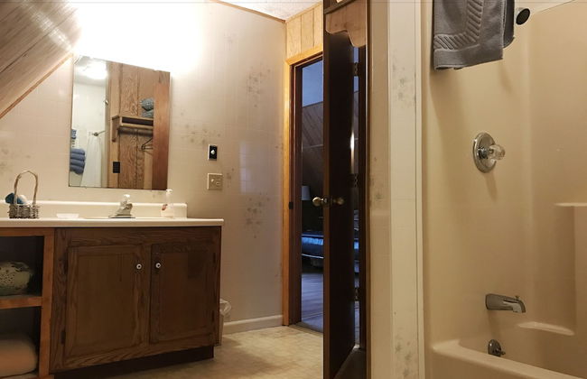 Calm Waters Cabin Resort - Photo 72