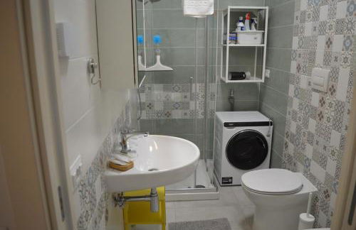 Appartamento panoramico in centro - Affitti Brevi Italia - Foto 15