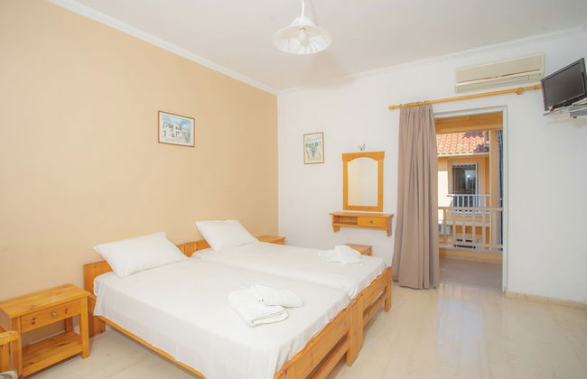 Nydri Mediterraneo Apartments - Foto 1