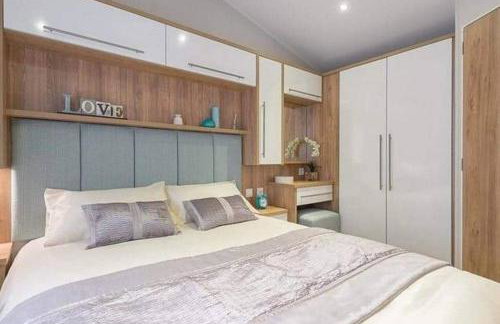 Premium Chalet at Newquay Away Resorts MV7 - Foto 4