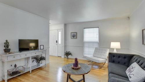 Sunset Cottage 2 bed 1 bath Pet-Friendly - Foto 5