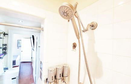 UT Moody Center Downtown Eco Pecan Tree House Free Wifi Parking Quiet Office - Foto 13