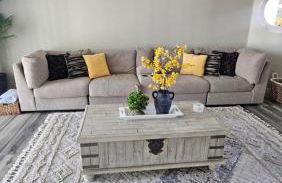 Beautiful New construction home - New Pool & Spa! - Foto 2