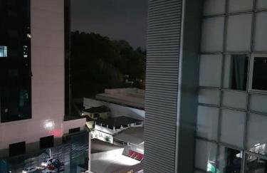 Flat recém-reformado e bem localizado - Foto 27