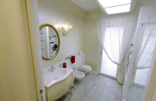 Alloggio Turistico GIULIETTA e Romeo - INTERO APPARTAMENTO - Villafranca di Verona, Zimmer, Holiday Rooms - Foto 39