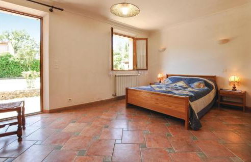 Beautiful Home In St Paul En Foret - Foto 20