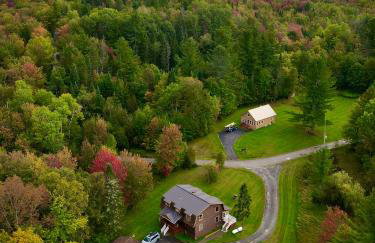 HGTV Log Cabin near Lake Willoughby, Burke, Jaypeak ang Kingdom Trails - Foto 1