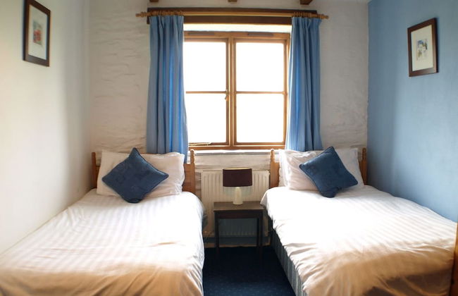 Polean Farm Cottages - Photo 55