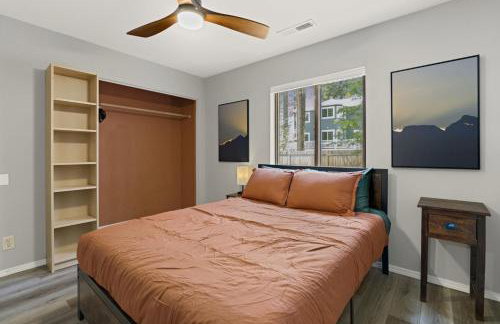 Stylish Home with in Home Gym AC Fully Fenced Yard - Foto 18