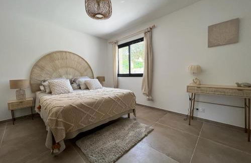 Villa Monte e Mare, piscine chauffée, climatisée à 5 mn de la plage de santa giulia - Foto 22