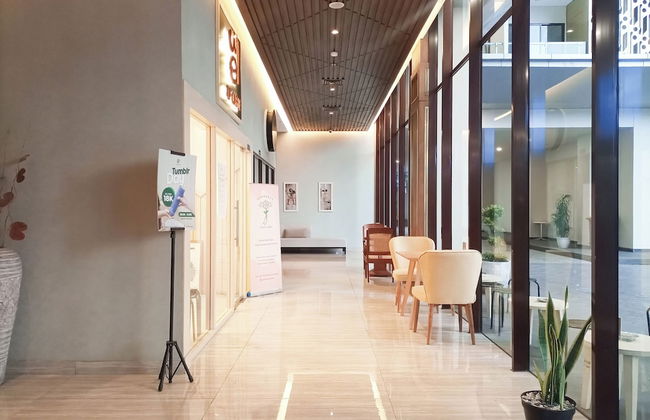 Modern Look And Comfortable Studio At Patraland Amarta Apartment - Foto 14