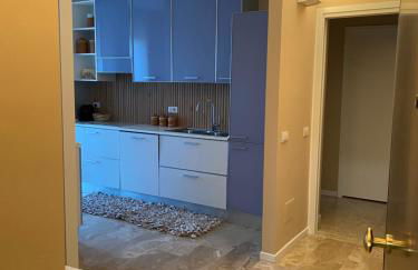 Bilocale di Prestigio a pochi passi a piedi dallo IEO 10 minuti in auto da HUMANITAS 15 minuti dal centro di Milano - Foto 7