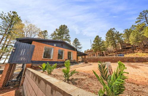 NEW! HUGE 5BR Mountain Views Game Room Hot Tub Lawn Games BBQ - Photo 78