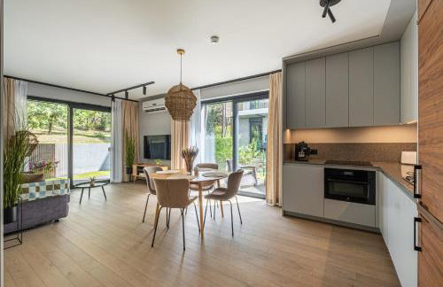 Apartament Leśny Ogród - kompleks Wydma & Las - 200 m do Morza, widok na sosnowy las, leśny ogród o pow 160 m2, bezpłatny parking, faktura VAT, ochrona, plac zabaw, boisko wielofunkcyjne - Photo 5